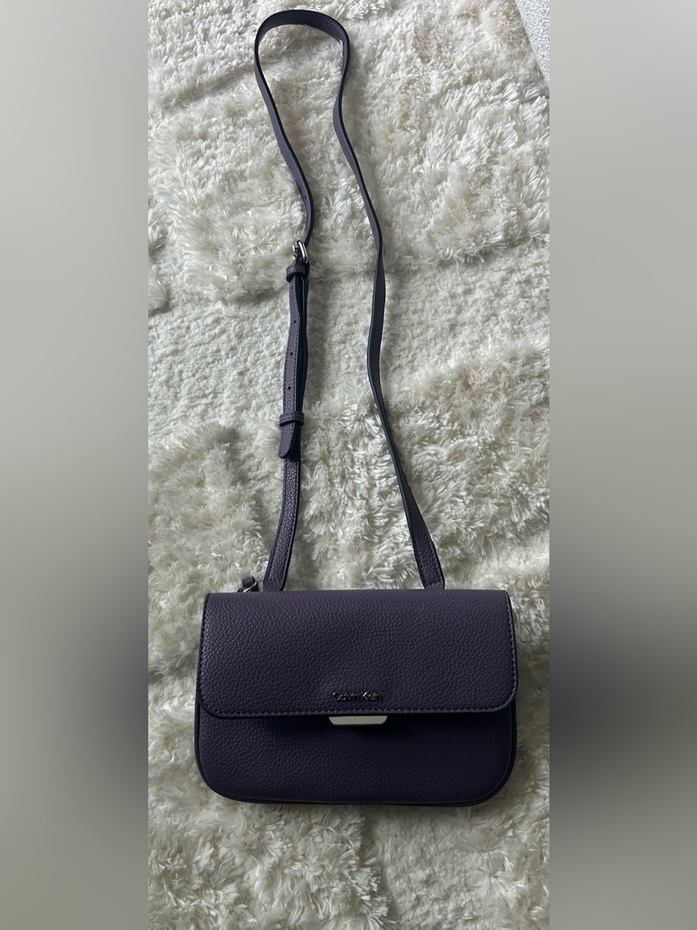 Calvin Klein Purple Arya Crossbody Bag - Picture 15 of 16
